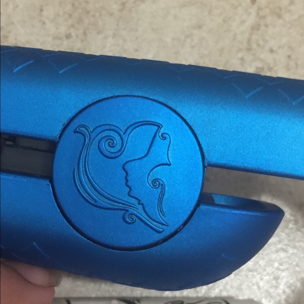 Royal haïr straightener:)